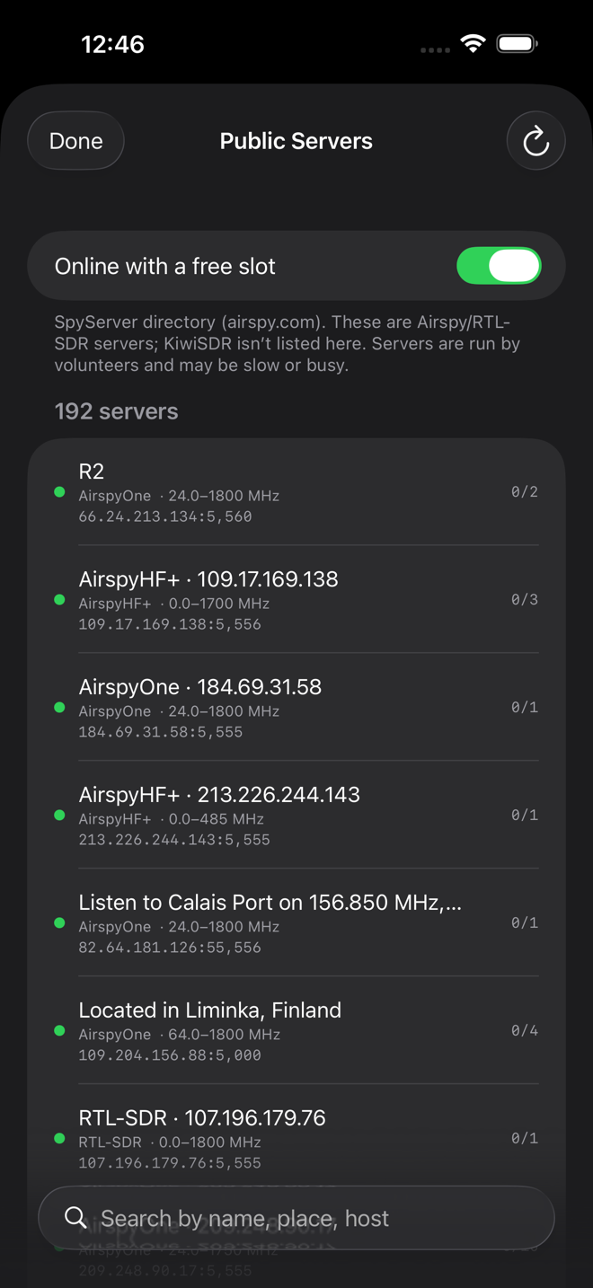 The Public Servers browser: an 'Online with a free slot' filter, a count of 192 servers, and a list of receivers each with a green status dot, frequency range, host and port, and user count.